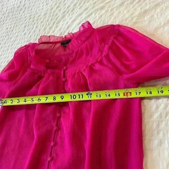 Ann Taylor Petite Small fuscia button up top - Picture 3 of 7